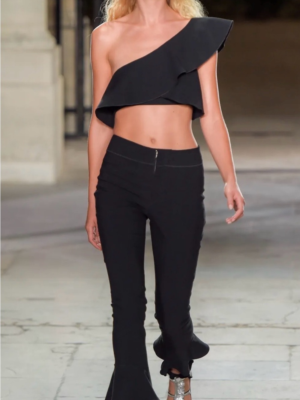 Isabel Marant Runway Collection One-Shoulder Ruffle Crop Top - Black